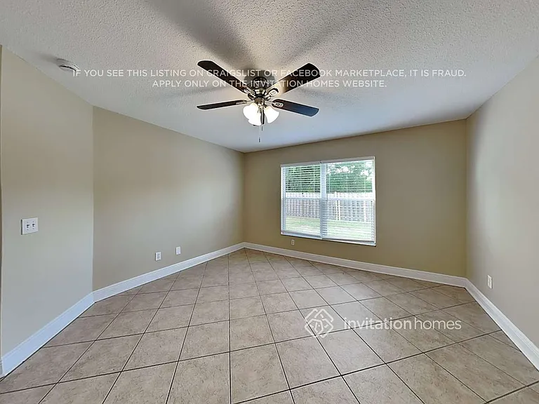 4029 Banbury Cir — Photo 8
