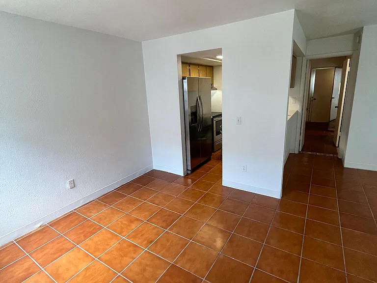 4914 W Gandy Blvd #F103 — Photo 20