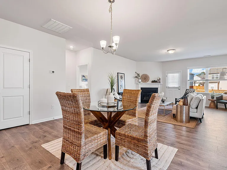 1008 Sandtrap Way — Photo 10
