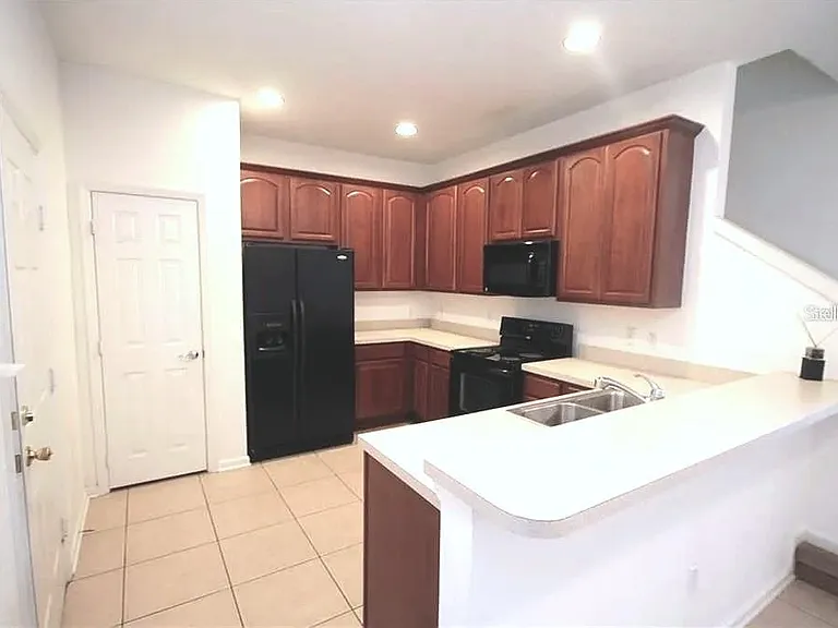 1682 Shallcross Ave — Photo 4