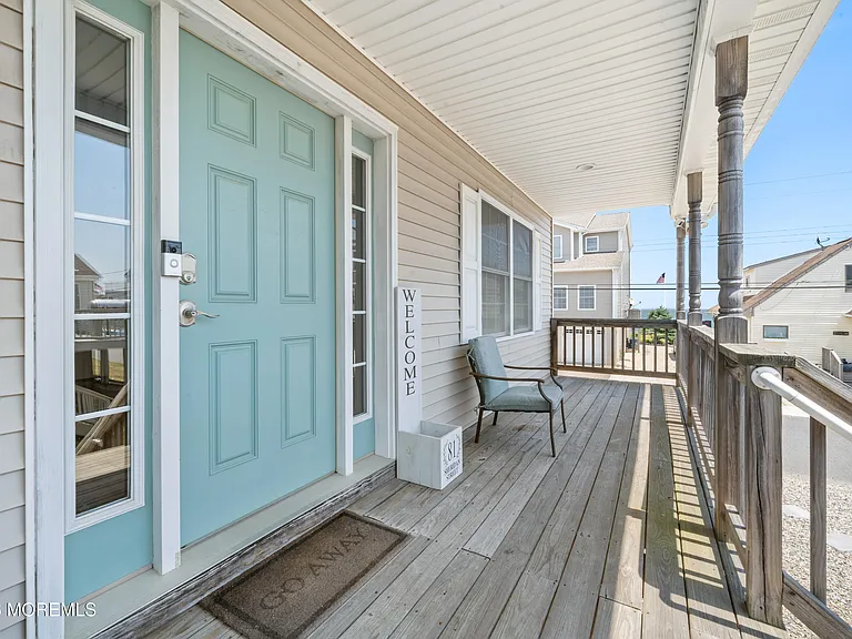 81 Sheridan St — Photo 4