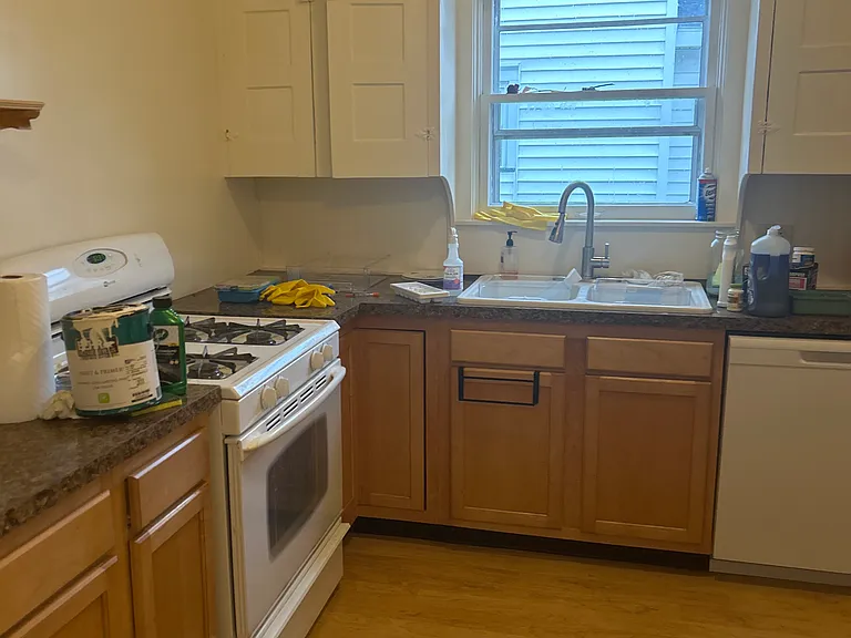9 McNamara Ave #1 — Photo 2