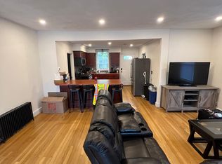 1283 Narragansett Blvd APT 1, Providence, RI 02905