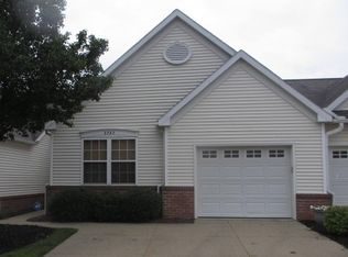 2787 Mansard Ln, Akron, OH 44312