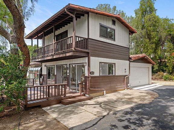 5th image of 3855 Foothill Rd