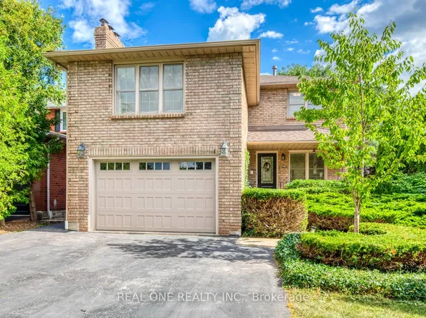 1384 Bramblewood Grn, Oakville, ON L6M 2R5