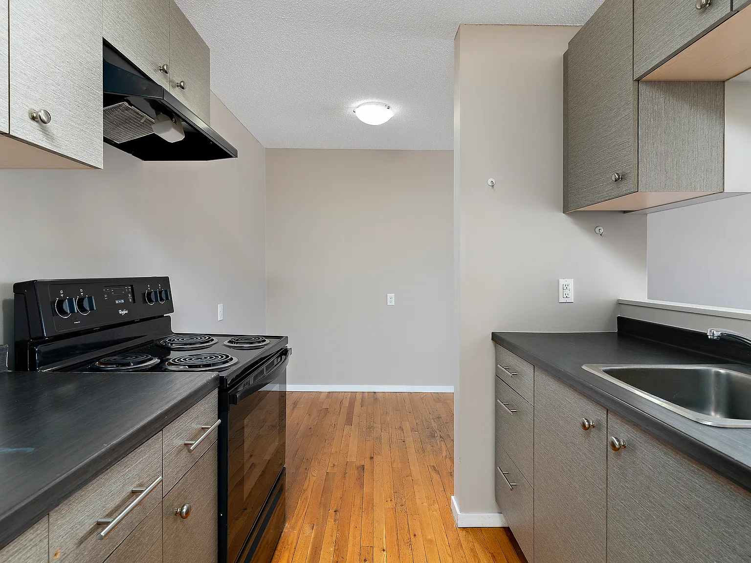 Beacon Arms Limited Time Free Early Move-In! — Photo 1