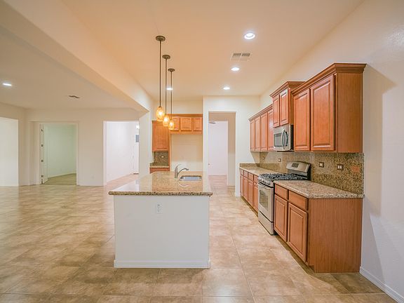 5th image of 20513 W Ridge Rd