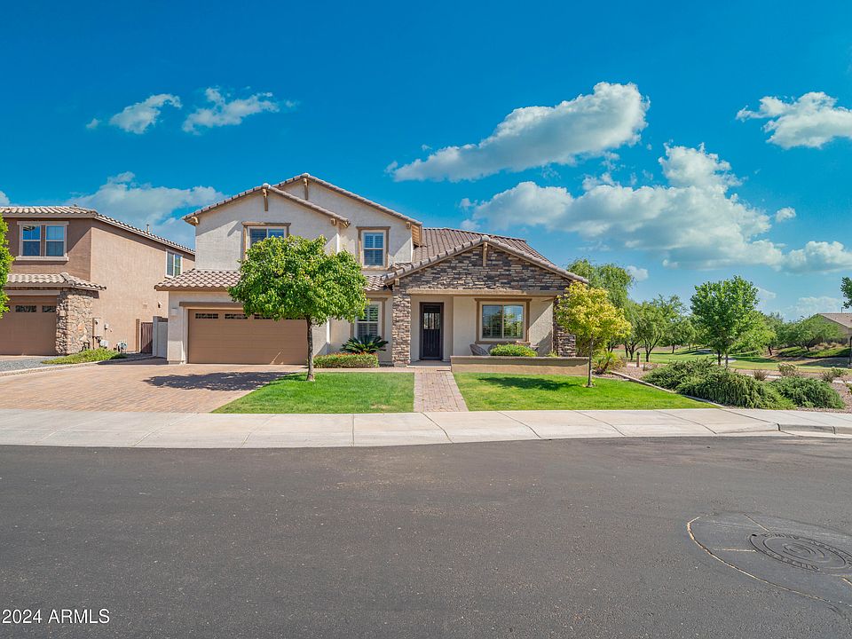 1st image of 1003 E TEKOA Avenue