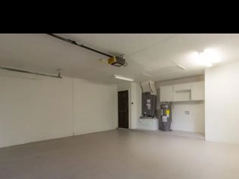 2503 Trinidad St — Photo 12