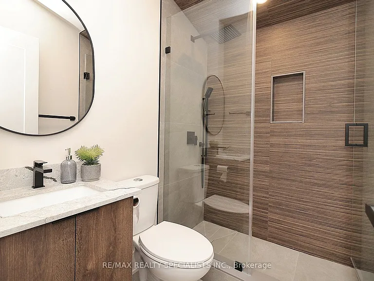 1046 Roosevelt Rd — Photo 45