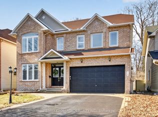 10 Tierney Dr, Ottawa, ON K2J4W2