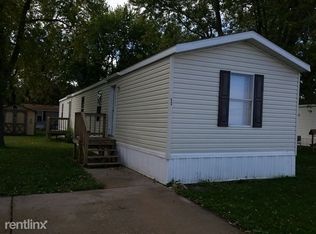 55 Morgan Rd, Gardner, IL 60424