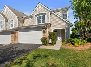 1576 E Citadel Ct, Palatine, IL 60074