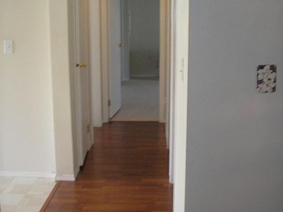 Hallway w/ new flooring