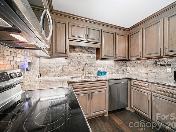 3rd image of 549 John Doster Rd