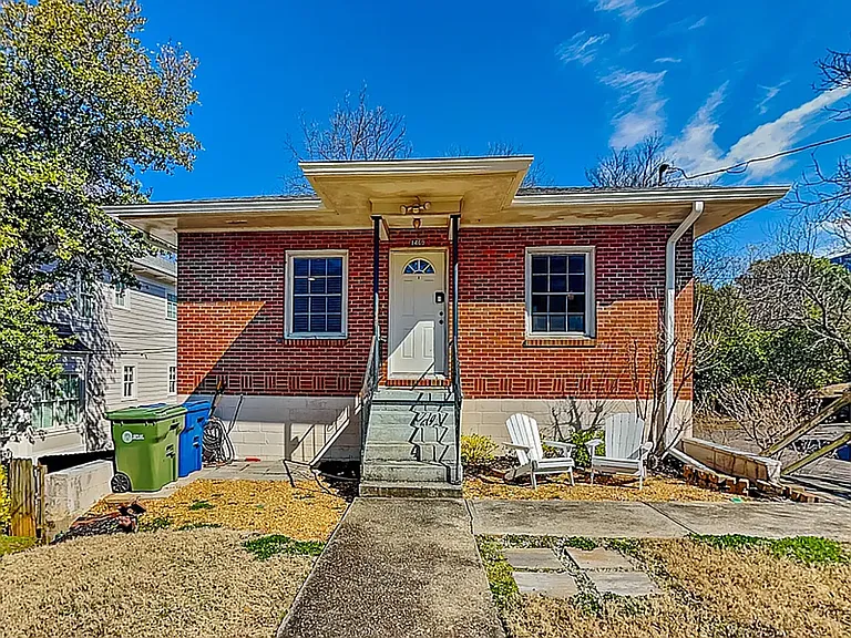 1469 Pine St NW #A — Photo 1