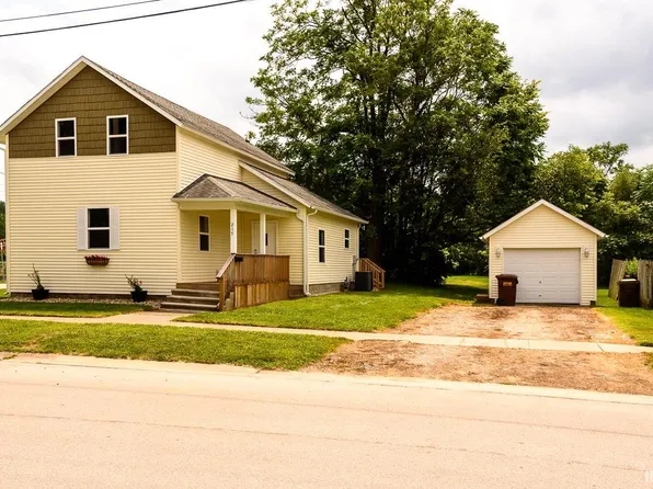 217 E 19th St, Auburn, IN 46706
