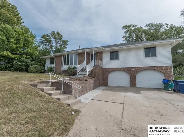 8503 S 42nd St, Bellevue, NE 68147