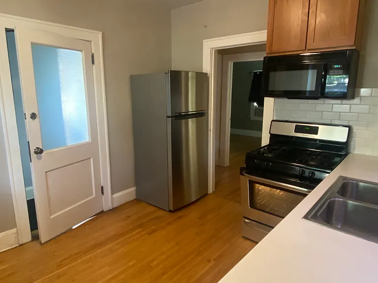 3401 Emerson Ave S #1 — Photo 11