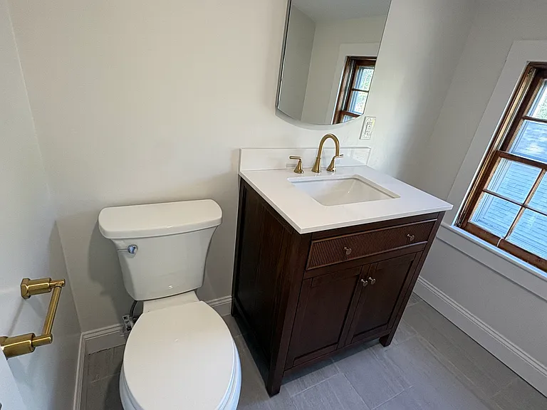68-70 Adams St #2 — Photo 8