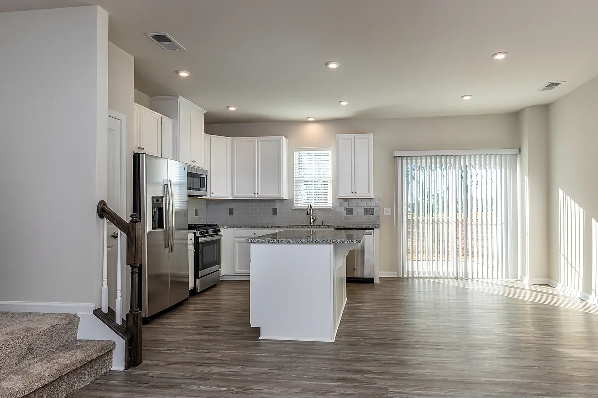 Building Photo - 230 Hipps Crossing Dr