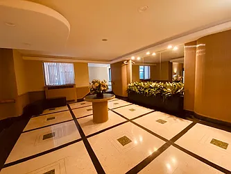 Rented by Silverstein Collection LLC 