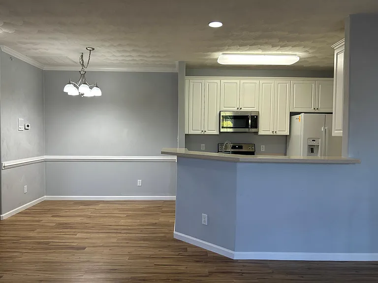 304 Troon Ct — Photo 6