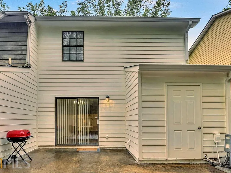 2301 Salt Springs Pl — Photo 23