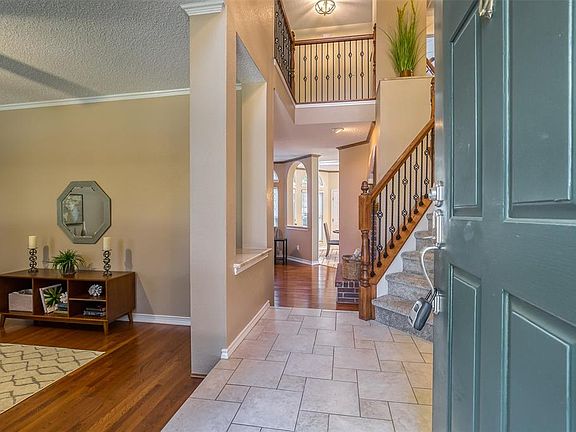 4th image of 2714 Crosslands Dr