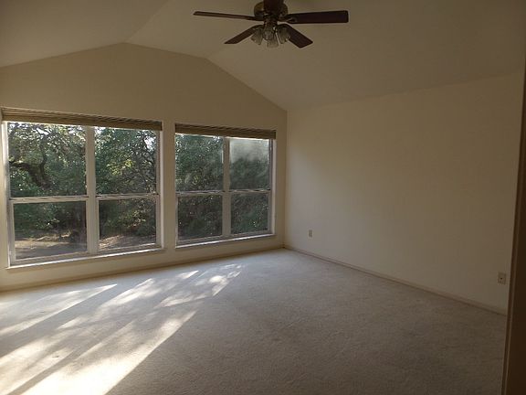 5th image of 50 Canyon Creek Dr