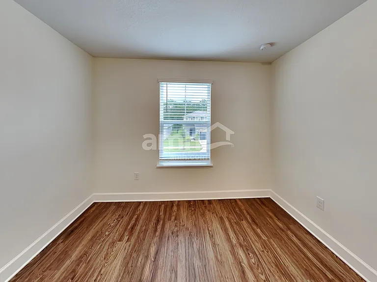 911 Walden Pond Dr — Photo 26