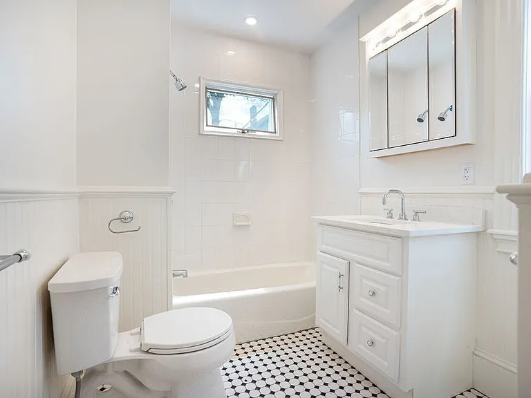 55 Lyndhurst St #1 — Photo 13