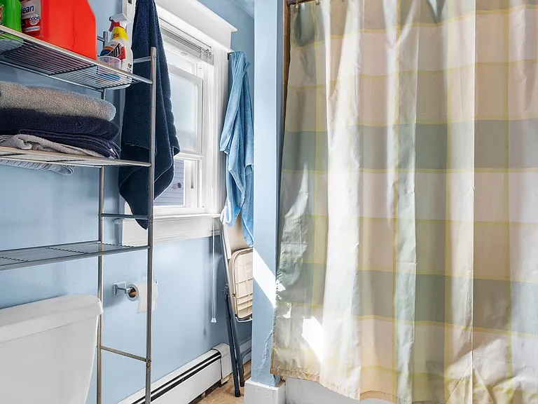 18 Gaston St #2 — Photo 22