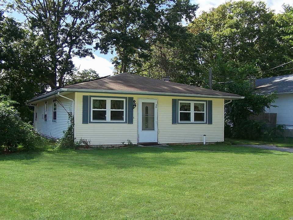 1st image of 30 Ashwood Dr