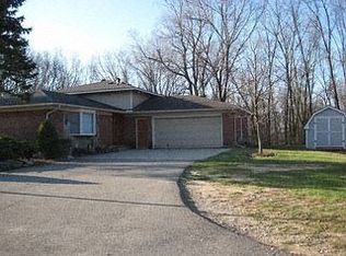 5770 Dora Ln, Clarkston, MI 48348