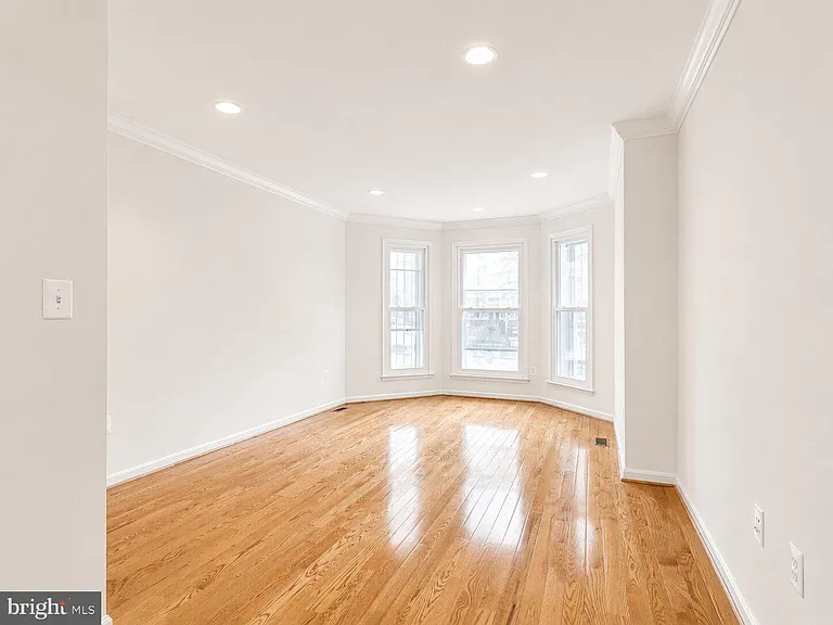 35 Rhode Island Ave NW #A — Photo 11