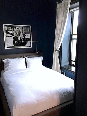 Rented by Compass | media 25