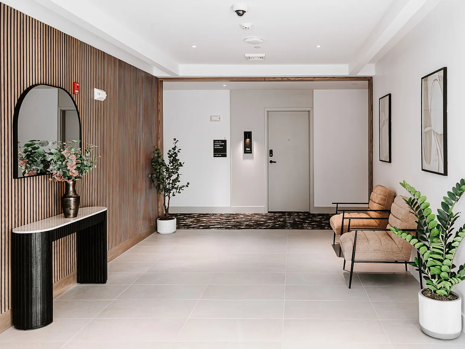 The Linden @ 199 Gardner — Photo 1