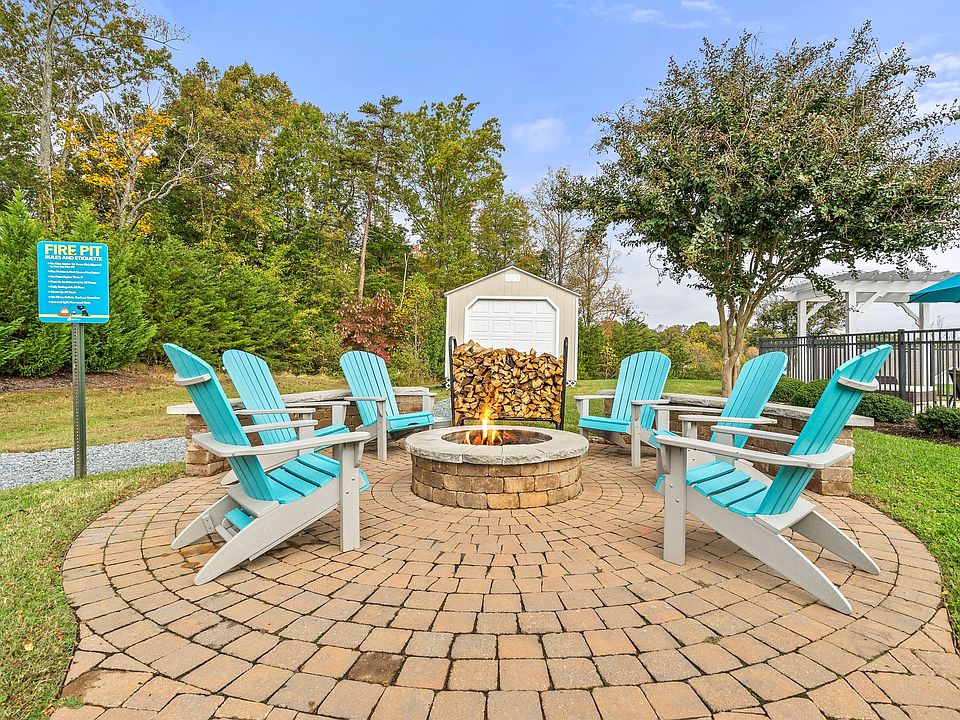 Outdoor Fire Pit at Hawthorne at the Hall in Rural Hall, NC