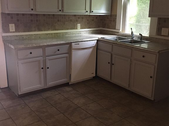 2nd image of 3421 Mayflower Ave