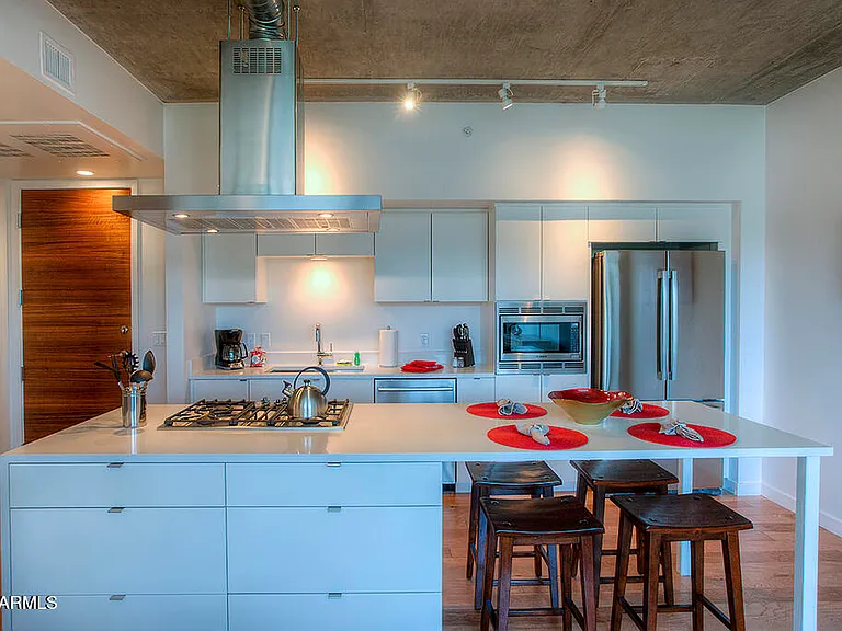 100 W Portland St #506 — Photo 5