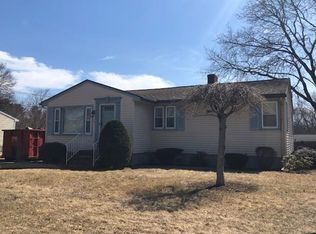 30 Angela Ave, Shrewsbury, MA 01545