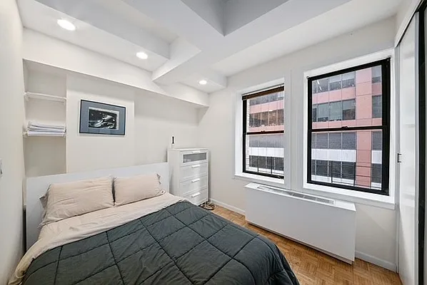 Rented by Manhattan Management Group | media 22