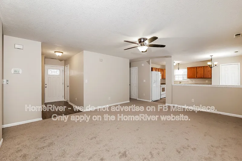 3 bed, 2.0 bath, 1230 sqft, $1,645 — Photo 3