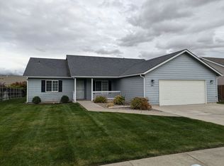 64 Whistling Duck Rd, Walla Walla, WA 99362