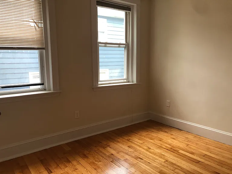 16 Copenger St #4 — Photo 15
