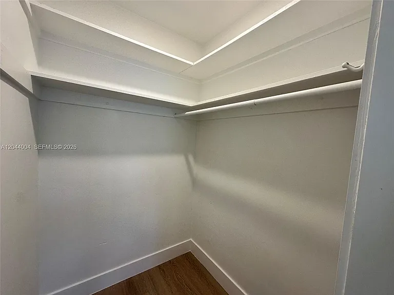 3700 NE 22nd Ave #4 — Photo 18