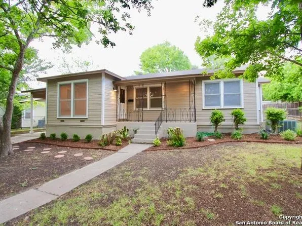 209 Lyman Dr, Terrell Hills, TX 78209