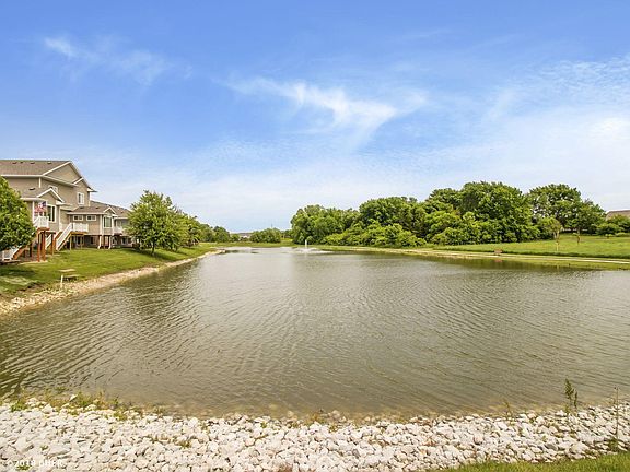 5th image of 10239 Coventry Cir